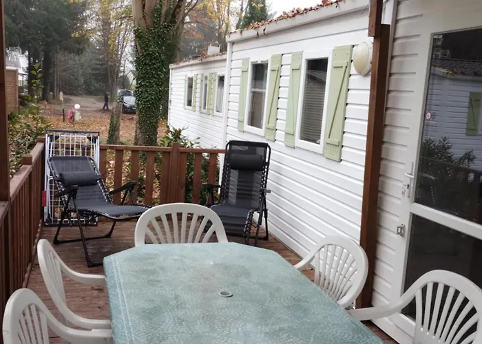 Mobil 6 Pers - 3 - Piscine - Proche Europa Park Kamp alanı *